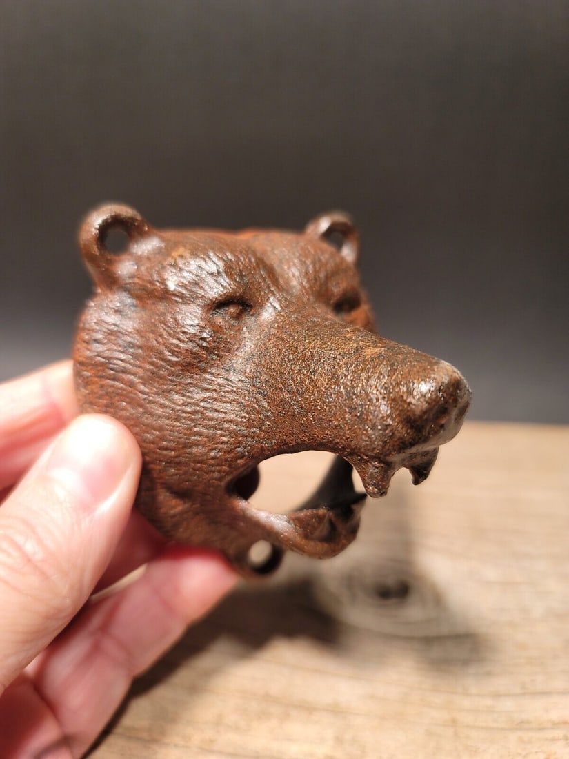Cast Iron Bear Wall Mount Bottle Opener (1 of 18)