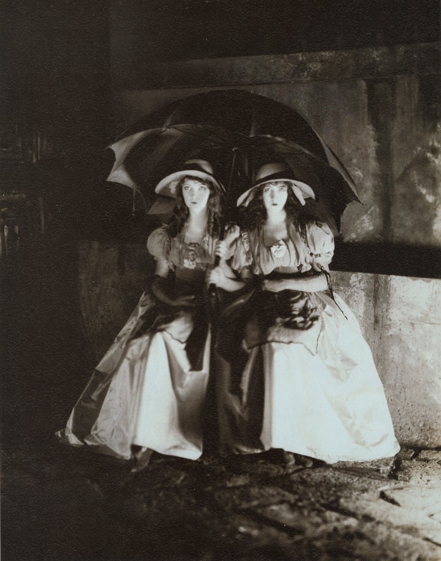 JAMES ABBE SR. - Lillian and Dorothy Gish, 1921: Artist: James Abbe Sr. Title: Lillian and Dorothy Gish, 1921 Medium: Photo Litho, 2008, Italy Dimensions: 7.3x9.3" Description: Heat Wax Mounted on 11x14" Conservation Board Artist Bio: James Edward A