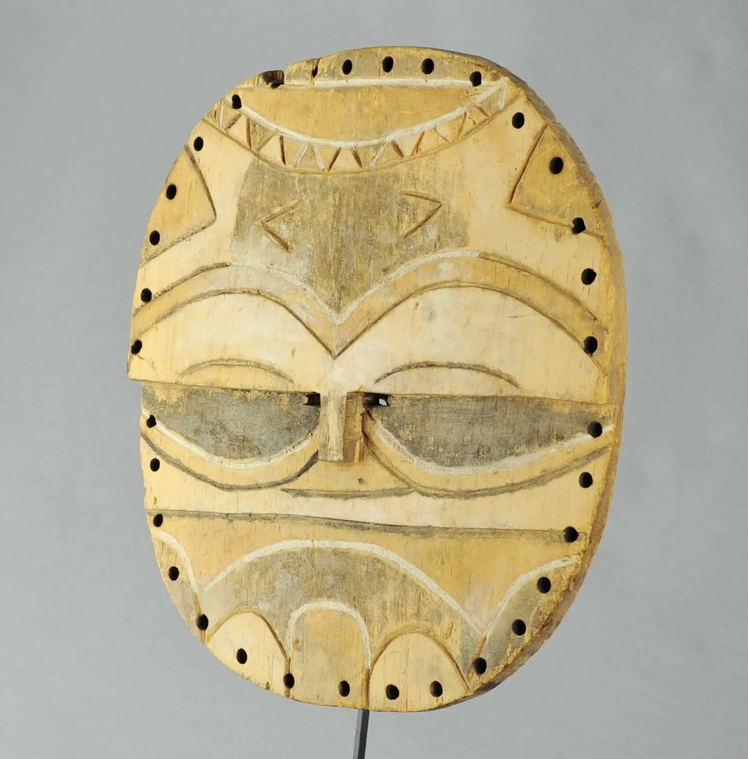 TEKE Tsaye Kidumu Mask Congo African Tribal Art 1377 (1 of 5)