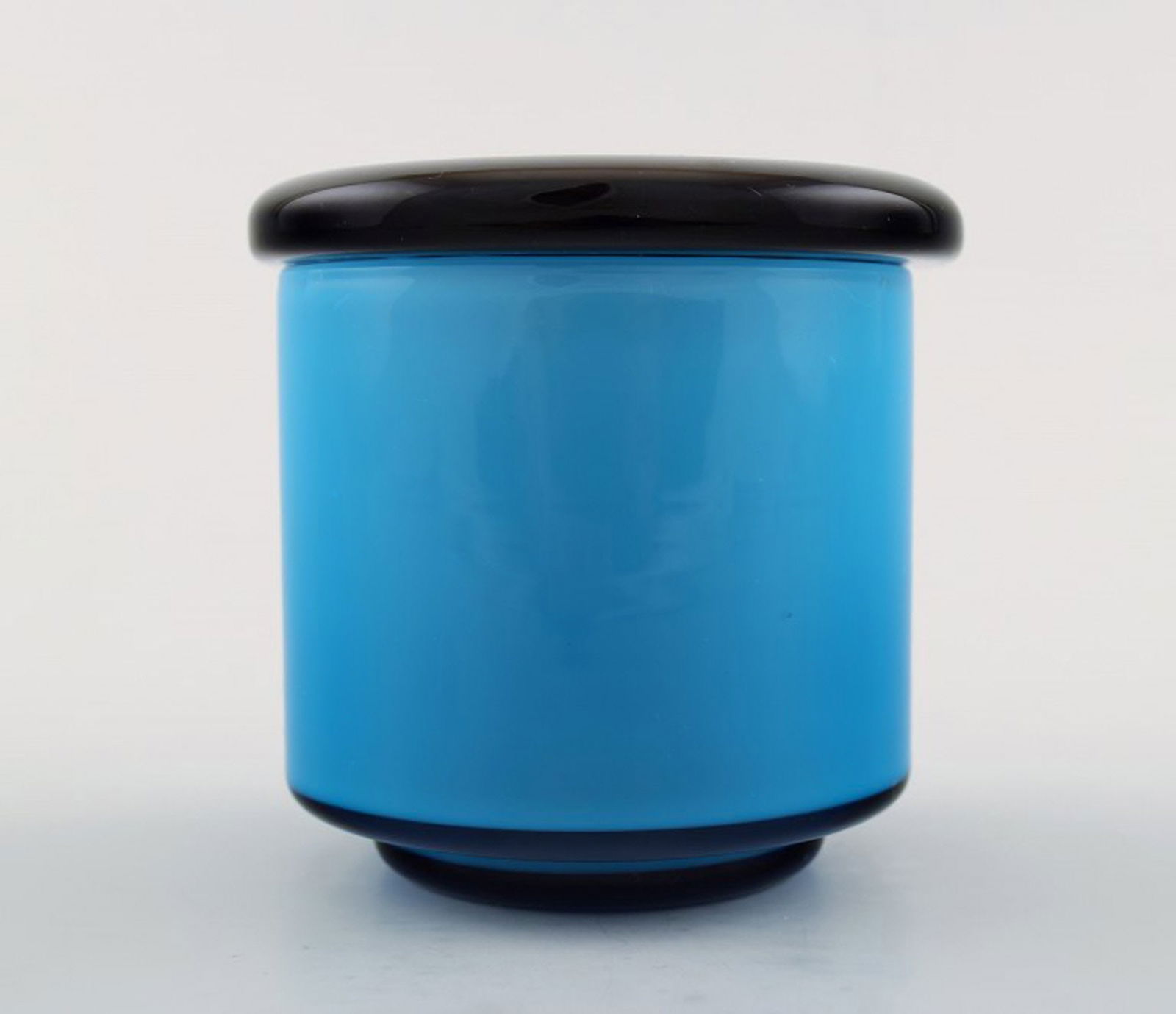 Holmegaard, "Palet" mustard jar made of turquoise and blue opal glass.: Holmegaard, "Palet" mustard jar made of turquoise and blue opal glass. Design: Michael Bang. Measures 7 x 7 cm. In perfect condition. Reserve: $59.50 Shipping: Domestic: Shipping rates are determined