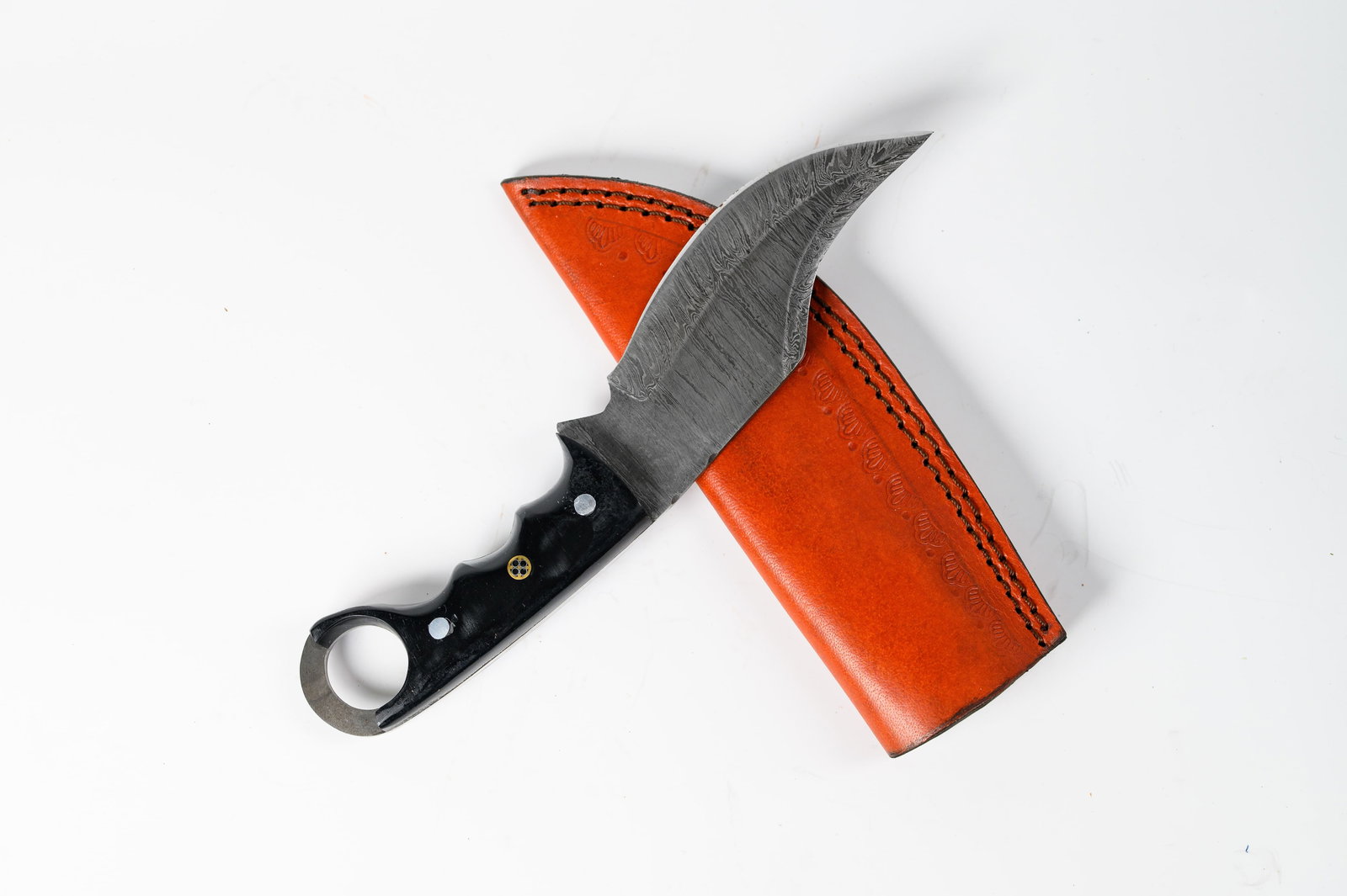 Handmade Damascus Steel Knife (1 of 7)