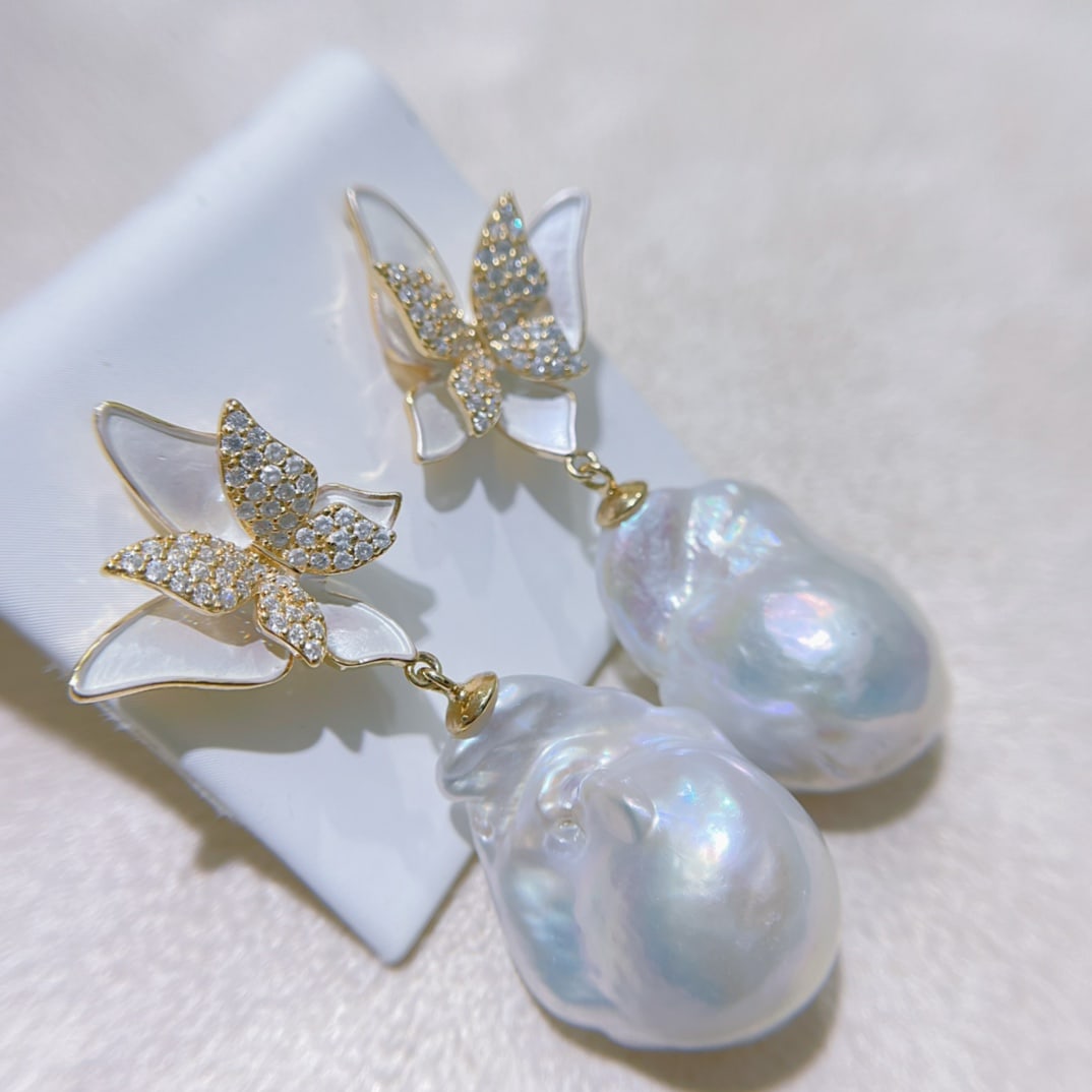 S925 sterling silver mother-of-pearl inlaid baroque stud earrings (1 of 3)