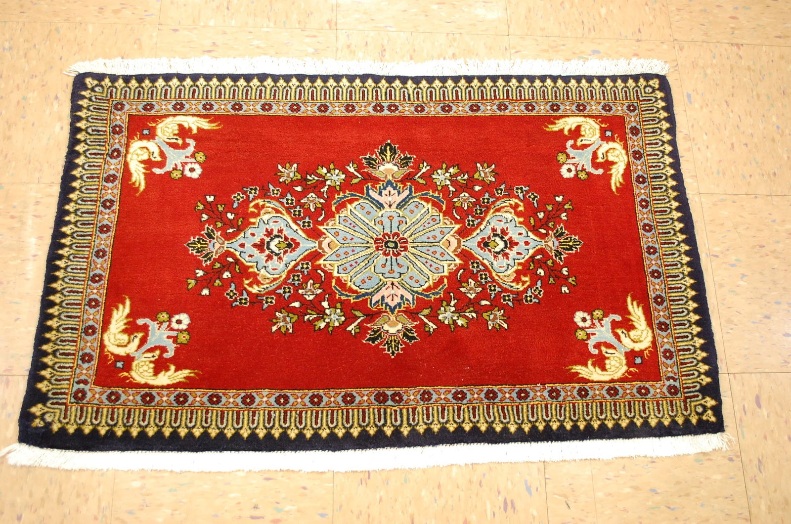 Persian KASHAN RUG ,2'2" x 3'3" (1 of 12)