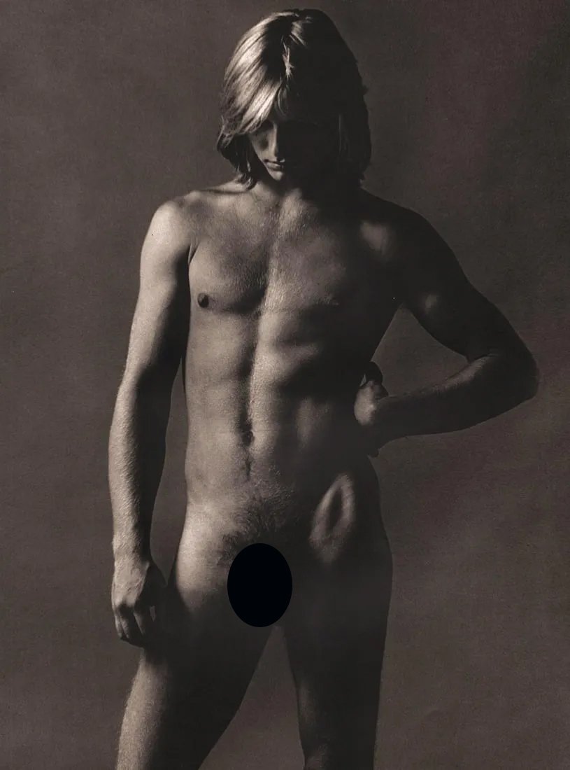 KEN HAAK - Male Figure,1973: Artist: KEN HAAK Print Title: Male Figure,1973 Medium: Tri-tone Photo-lithographs (Limited edition of 5000) Printed in the 1980’s, in the US Image size (inches) approx 10 x 7” Ken Haak(1923 - 