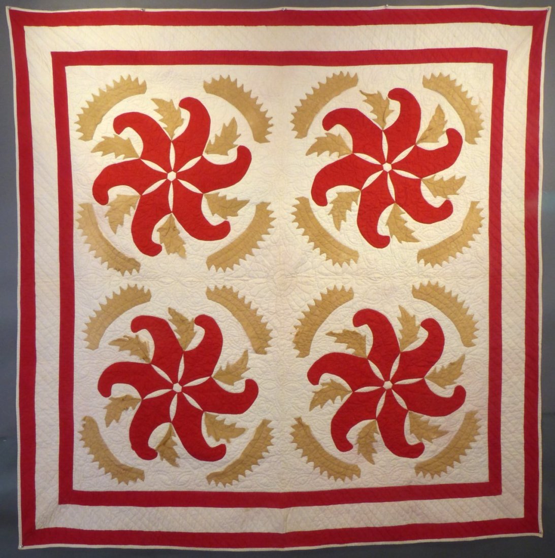 Antique Princess Feather Variation Quilt (1 of 14)