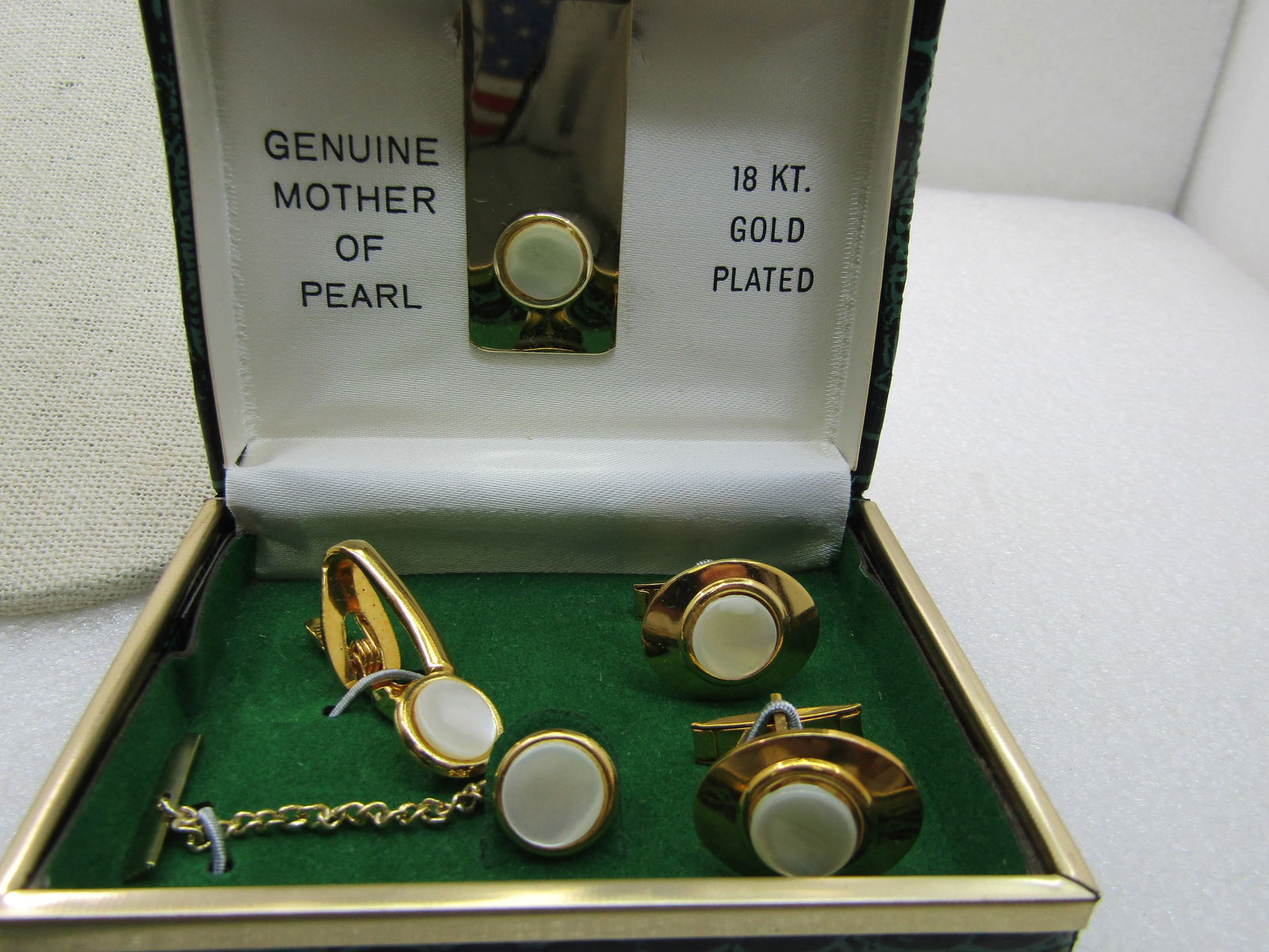 Vintage 18kt GP MOP Cufflink, Tie Tack/Clasp, Money Clip Set (1 of 5)
