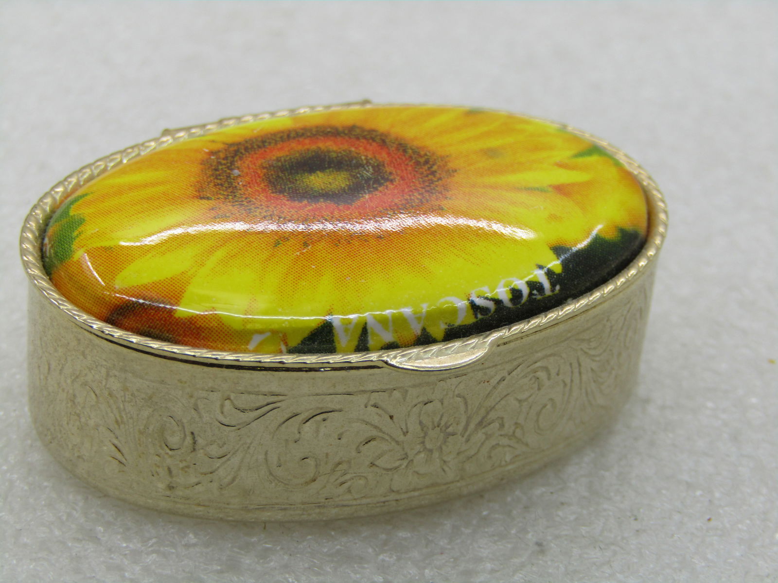 Vintage Yellow Floral Hinged Pill Box, 2" Oval (1 of 6)
