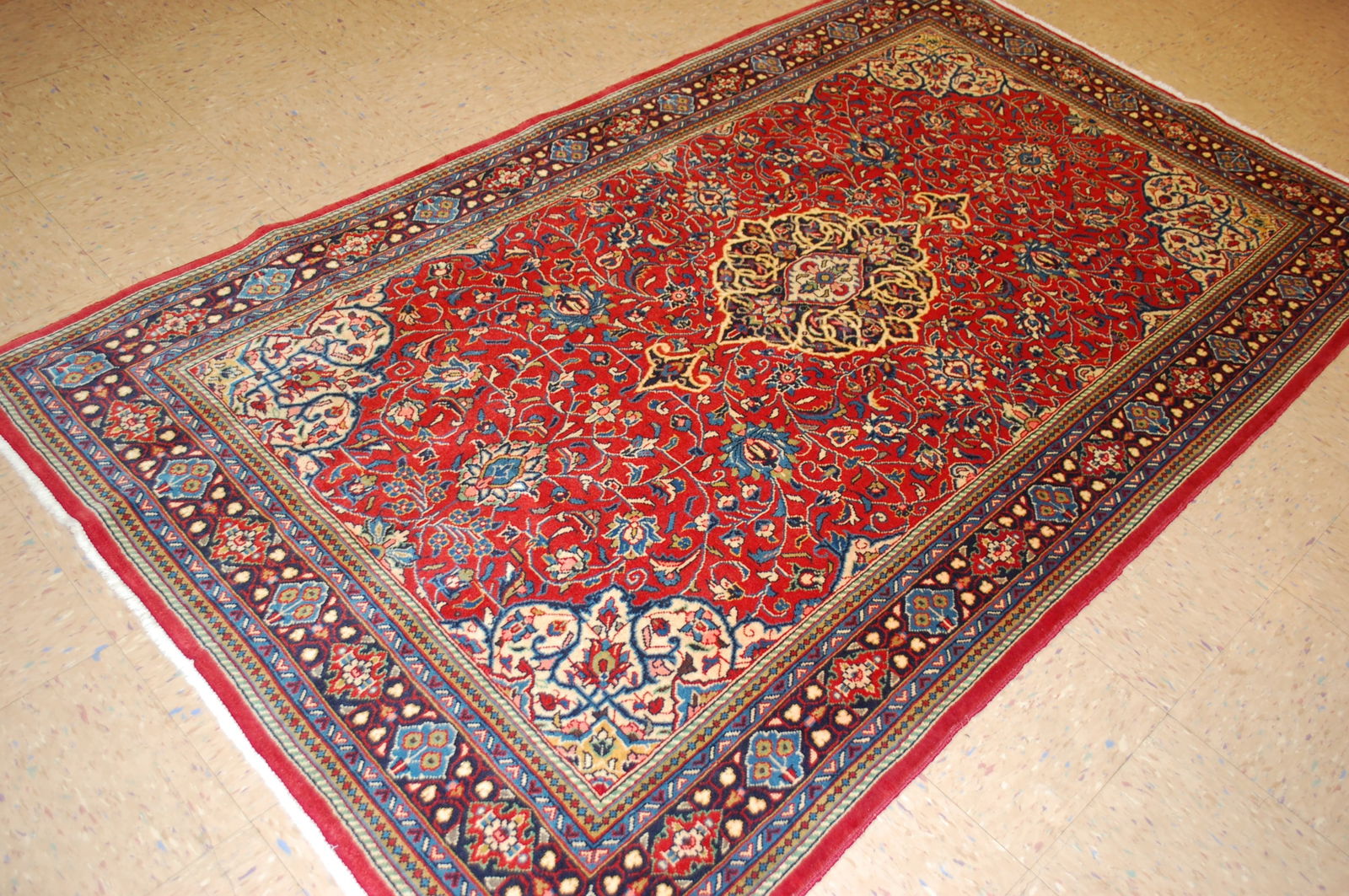 PERSIAN SARUK RUG 4'4" X 7'4" (1 of 13)