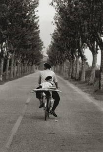 ELLIOTT ERWITT - Provence, France, 1955: Artist: Elliott Erwitt Title: Provence, France, 1955 Medium: Photo Litho, 2012, Italy Dimensions: 8.1x11.95" Description: Heat Wax Mounted on 12x16" Conservation Board Artist Bio: Elliott Erwitt (1928