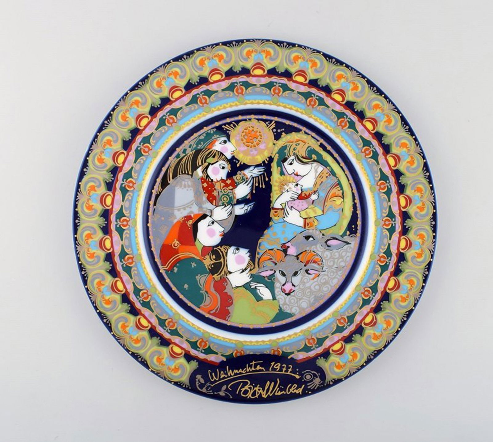 Rare hand-painted Rosenthal Bjørn Wiinblad Christmas plate from 1977. "Adoration of the (1 of 4)