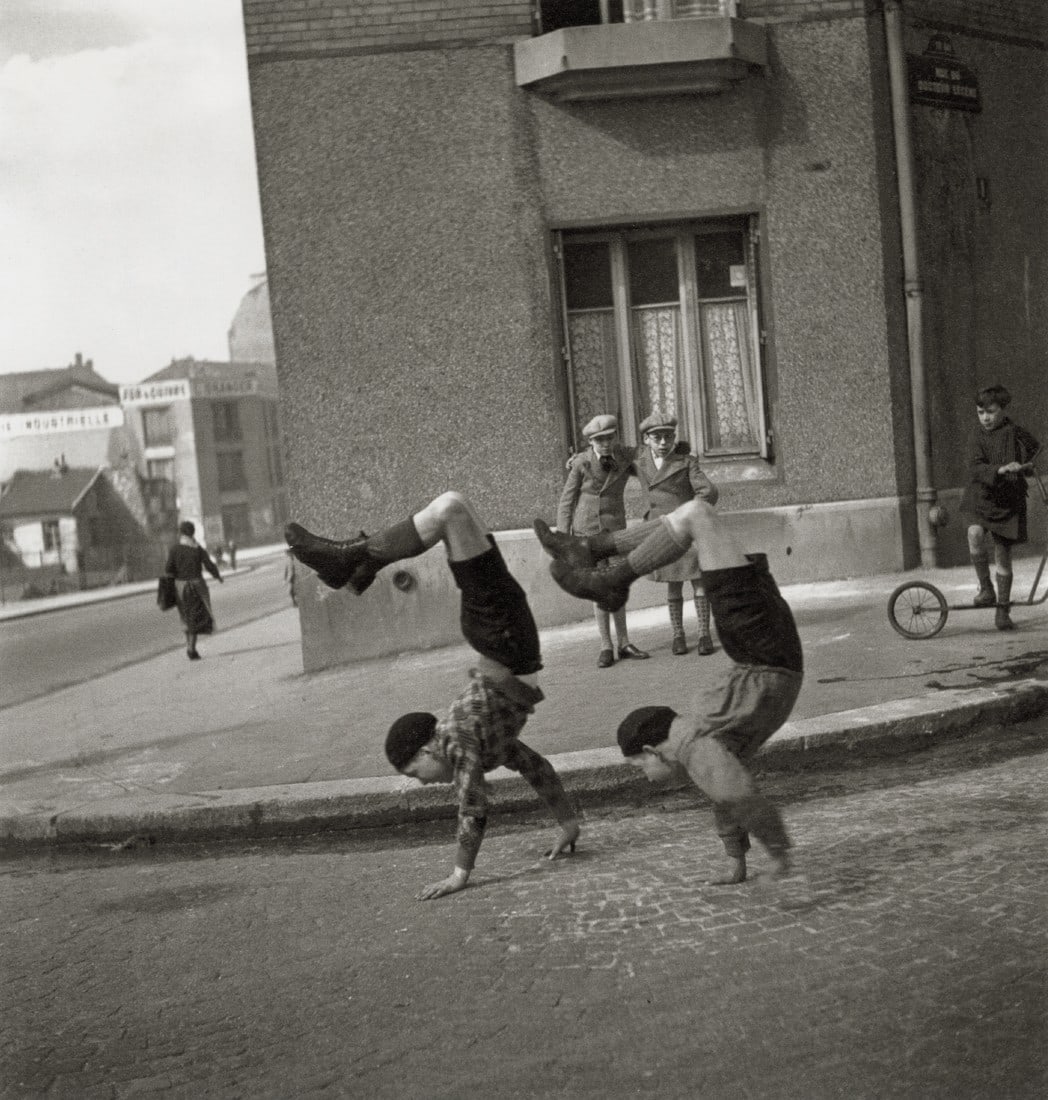 ROBERT DOISNEAU - The Brothers,  Paris, 1934 (1 of 1)