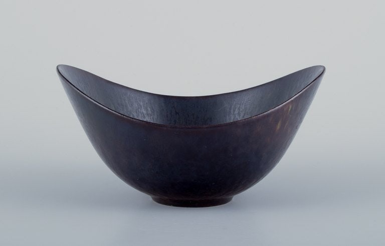 Gunnar Nylund for Rörstrand, ceramic bowl with glaze in blue and brown tones. (1 of 6)