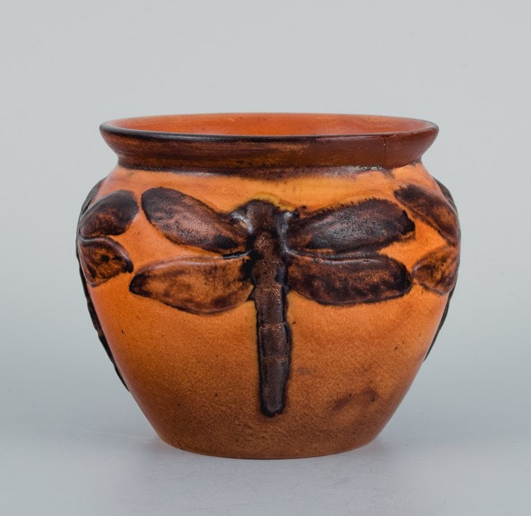 Ipsen's, Denmark. Small vase decorated with goldsmith, glaze in orange-green shades. (1 of 4)