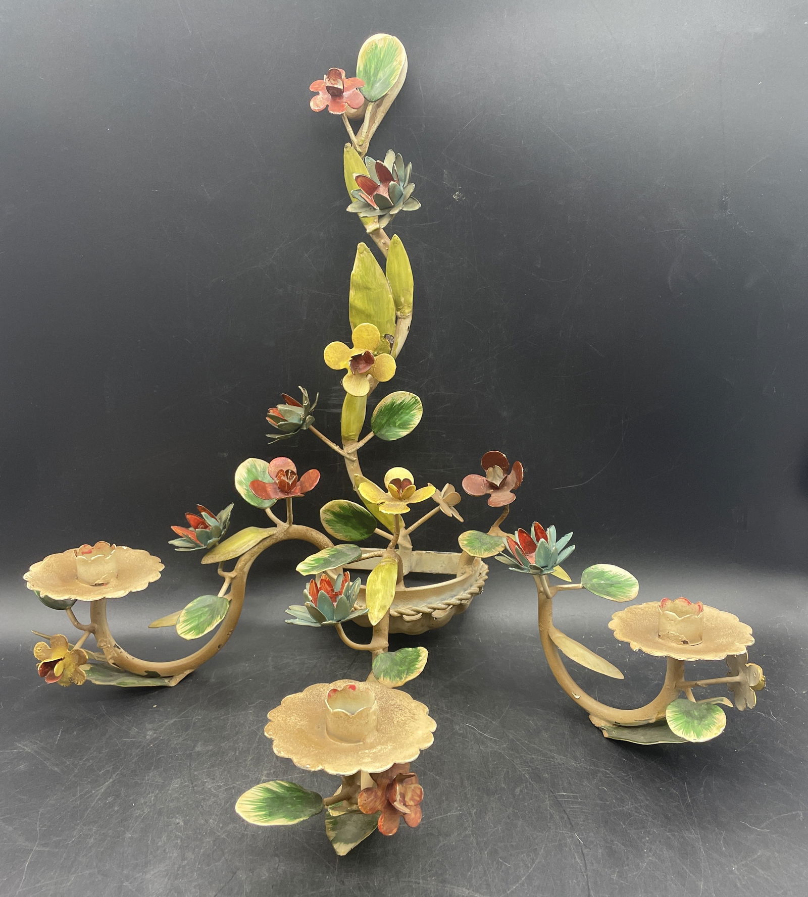 VINTAGE TOLEWARE FLORAL METAL WALL CANDLE SCONCE (1 of 8)