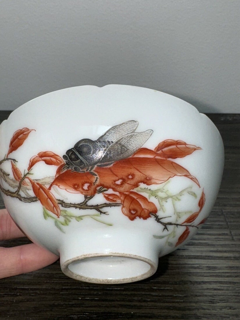 4.3" Collect Chinese Qianlong Porcelain Alum Red Leaf Bowl (1 of 7)
