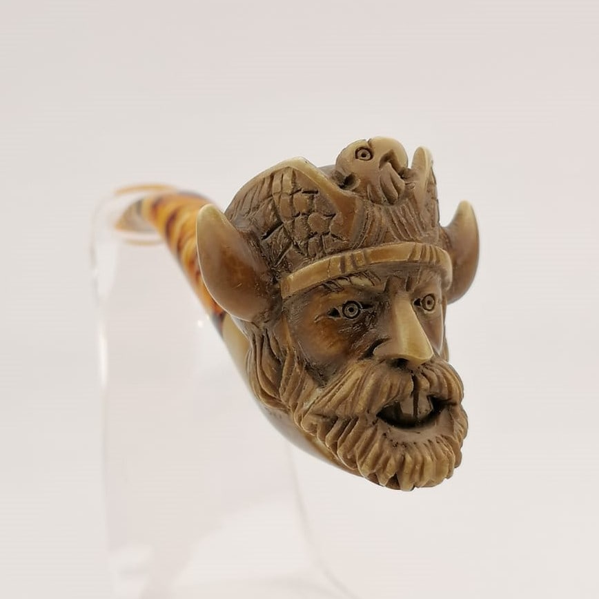 Viking Meerschaum Pipe: Title: Viking Meerschaum Pipe Materials: Meerschaum Dimension: 5.5 inch (14cm) Additional Information: Viking,Hand carved Meerschaum Pipe. Made in Turkey,Eskisehir by Meerschaum Carve Master.Best Qual