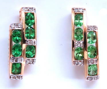 2.50ct Natural Tsavorite Diamond Earrings 14kt gold 12381: Title 2.50ct Natural Tsavorite Diamond Earrings 14kt gold 12381 $500.00 PRODUCT DESCRIPTION 2.50ct Natural Oval Tsavorite earrings. .10ct diamonds. I-color Si-1 clarity. 14kt. gold. 5.2 grams 21 x 8mm