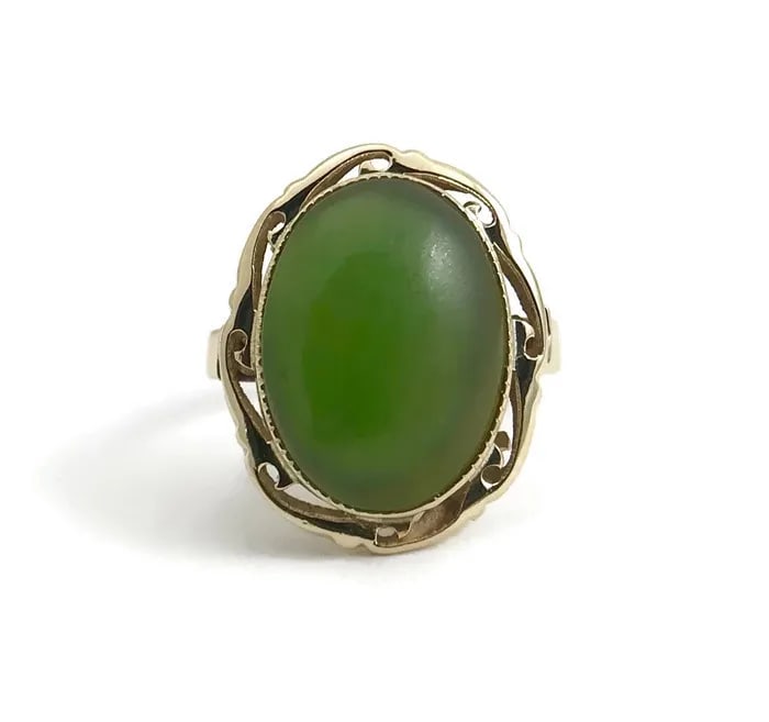 Vintage Jade Green Oval Cocktail Ring in 14K Yellow Gold, Size 5.75, 2.80 Grams (1 of 12)