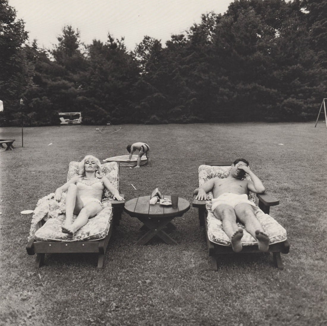 DIANE ARBUS - A Family on their lawn one Sunday in Westchester NY, 1968 (1 of 1)