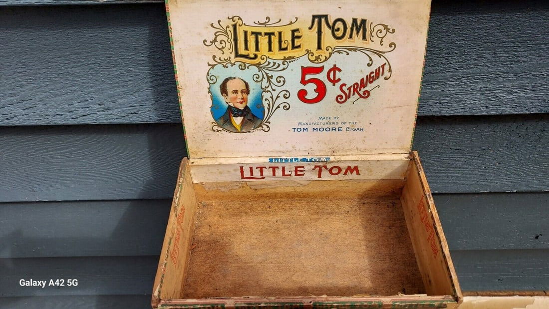 Antique Cigar Box Graphics Little Tom (1 of 2)