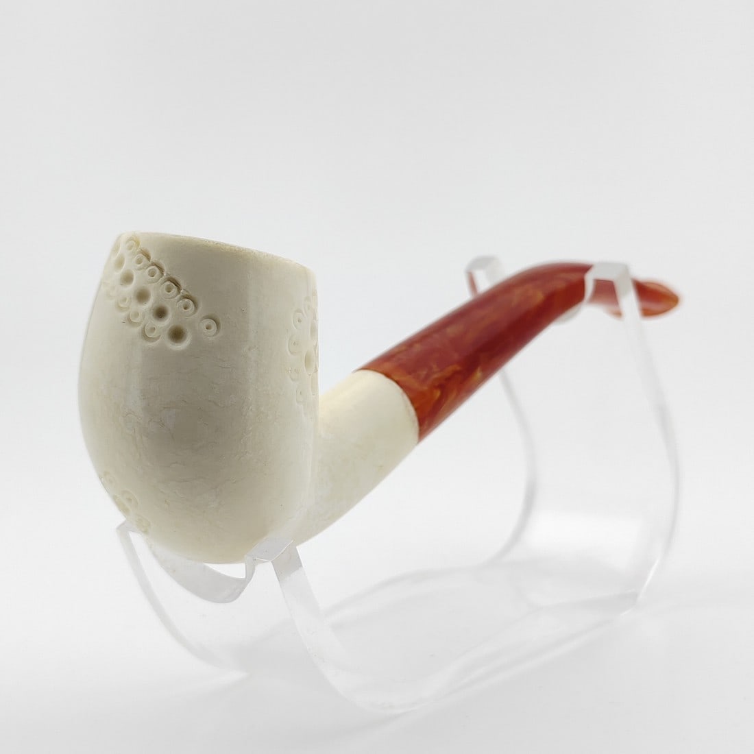 Classic Meerschaum Pipe: Title: Classic Meerschaum Pipe Materials: Meerschaum Dimension: 5.1 inch (13cm) Description: Classic,Hand carved Meerschaum Pipe. Made in Turkey,Eskisehir by Meerschaum Carve Master.Best Quality Block