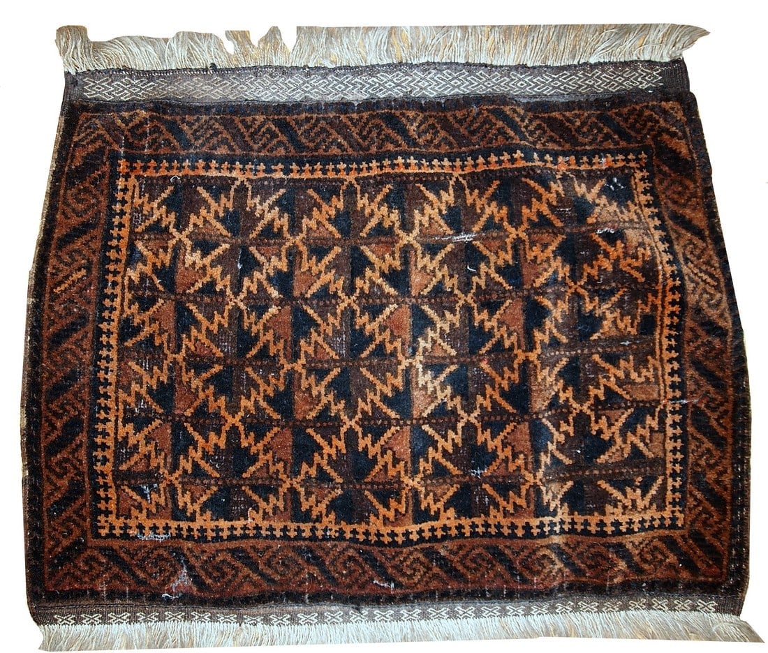 Handmade antique collectible Afghan Baluch bag face 1.6' x 2.1' ( 50cm x 65cm ) 1920s (1 of 13)