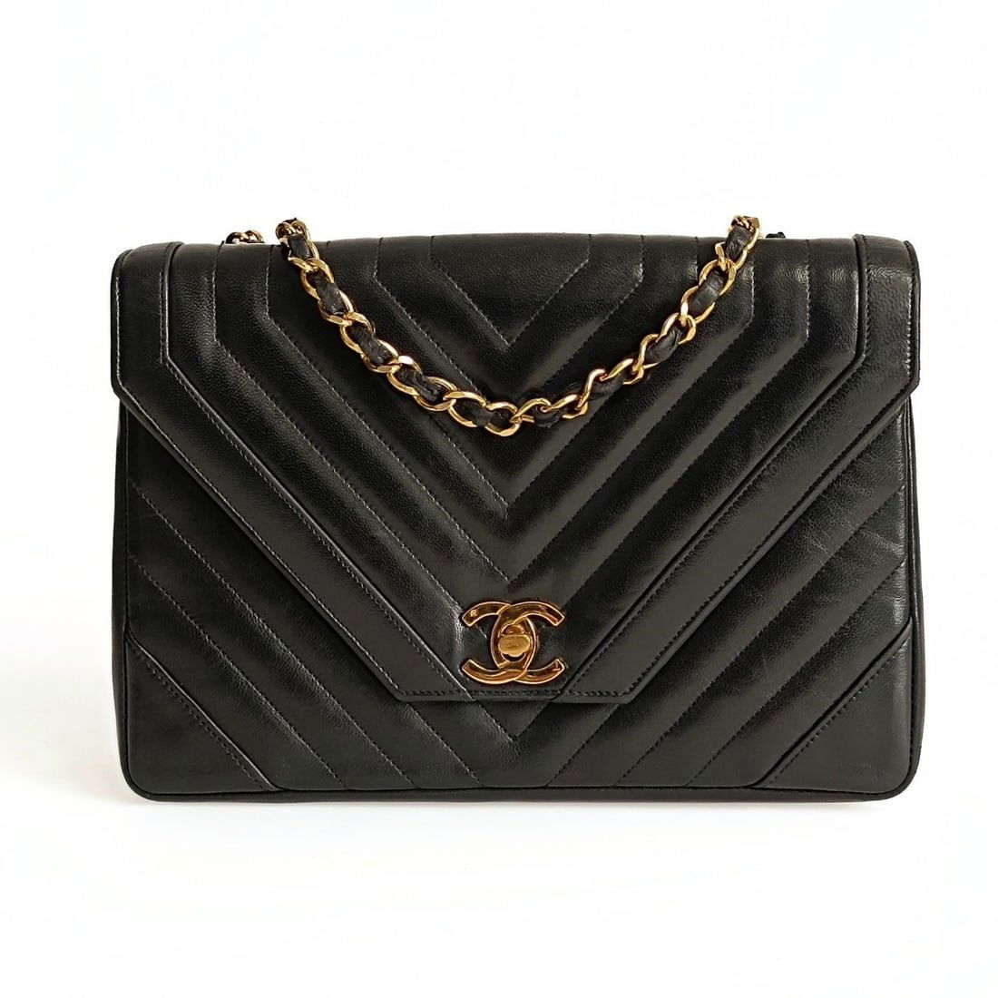 CHANEL vintage V-stitch black leather shoulder bag (1 of 1)