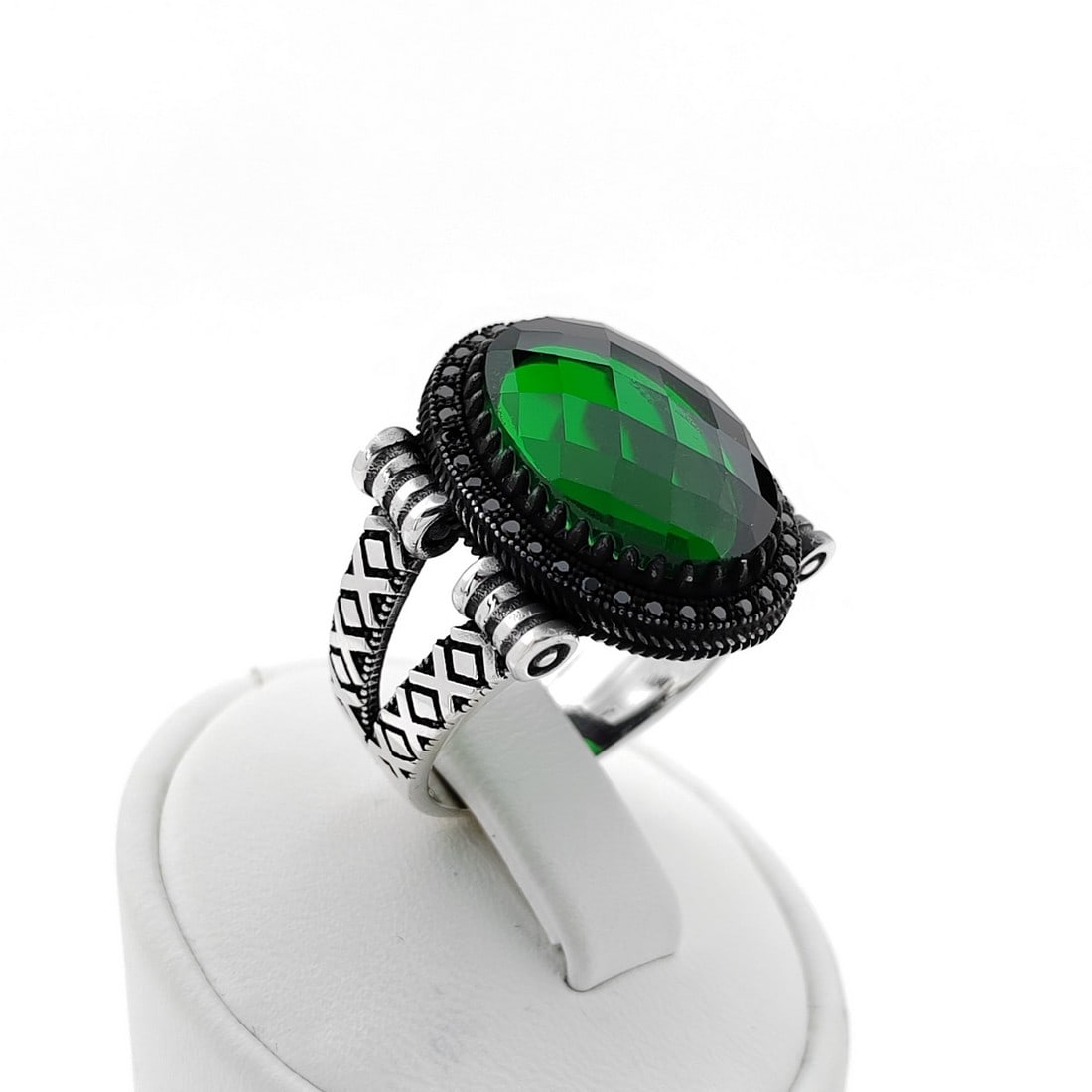 925 Silver Men's Ring with Facet Cut Green Zircon (1 of 8)