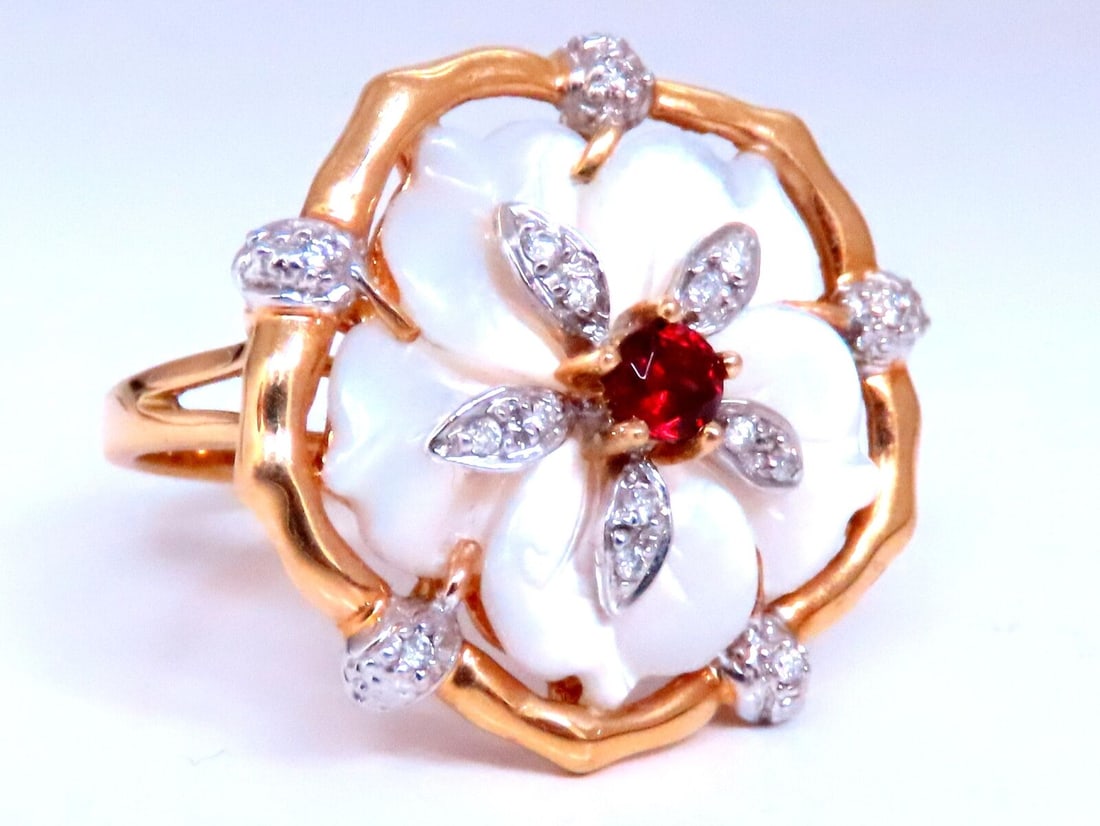 Natural Garnet Diamonds & Mother of Pearl Ring 18kt Gold Ref 12301 (1 of 6)