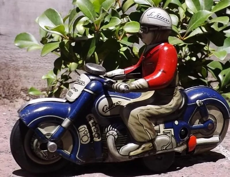 Schuco Curvo 1000 motorcycle (Made in US Zone Germany) with 7 programmable patterns, c9,the rarest (1 of 5)