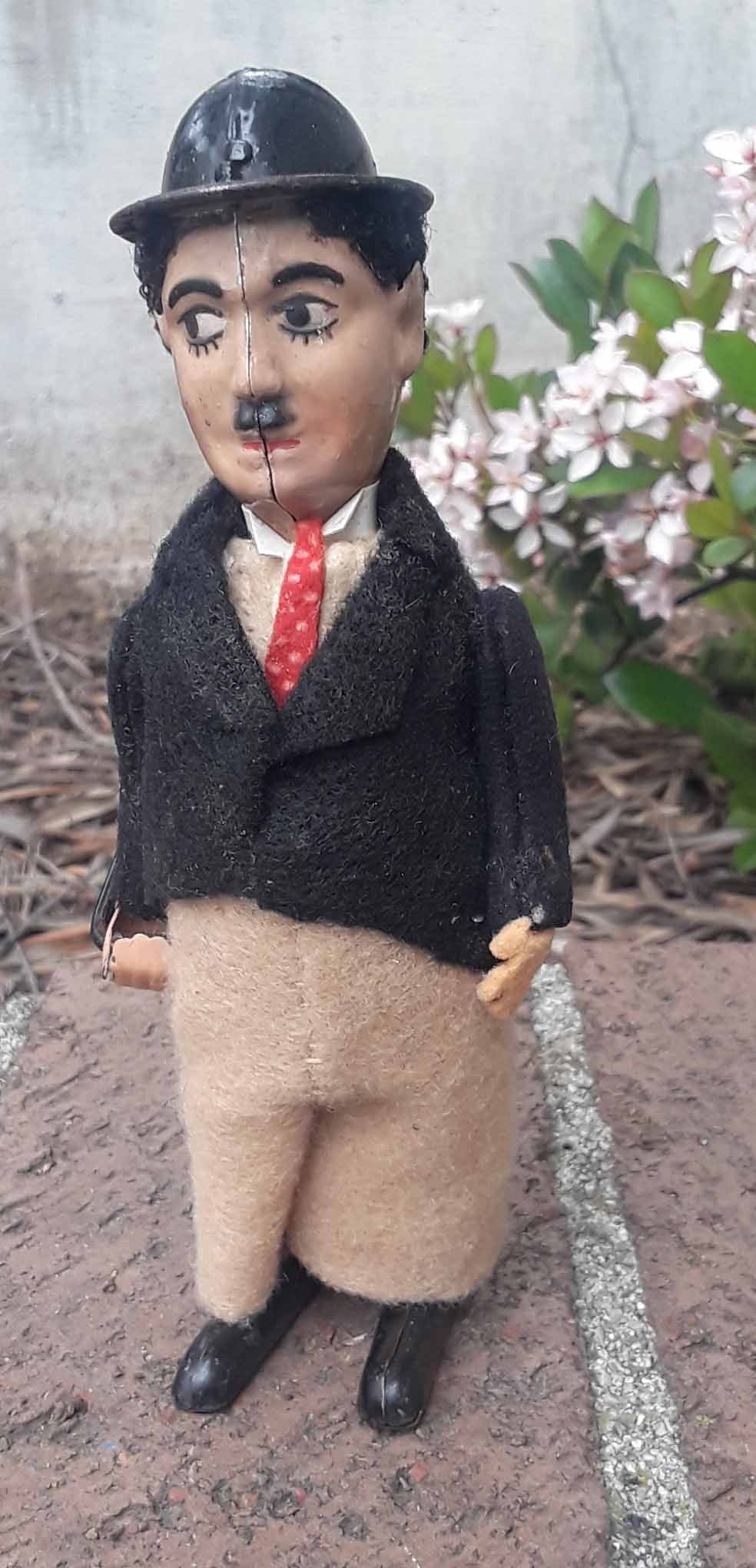 Ultra rare Schuco 940 "Charlie Chaplin" (made in Germany), c9, the figurine twiirls his cane and (1 of 2)