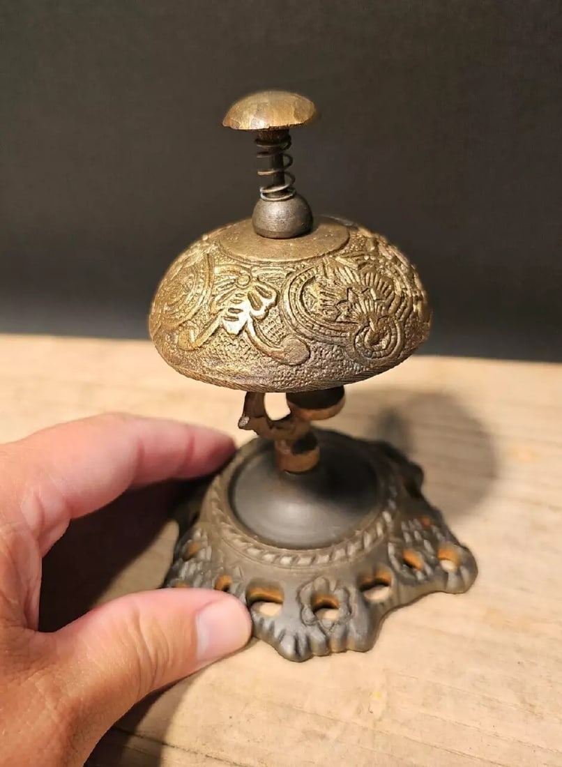 Ornate Brass Table Desk Bell (1 of 13)