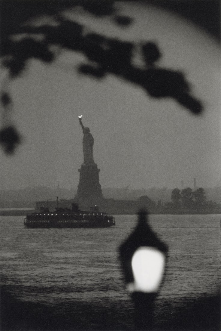 BRUCE DAVIDSON - Statue of Liberty, 1958: Artist: Bruce Davidson Title: Statue of Liberty, 1958 Medium: Photo Litho, 2009, Germany Dimensions: 6.15x9.2" Description: Heat Wax Mounted on 8.5x11" Conservation Board Artist Bio: Bruce Davidson is