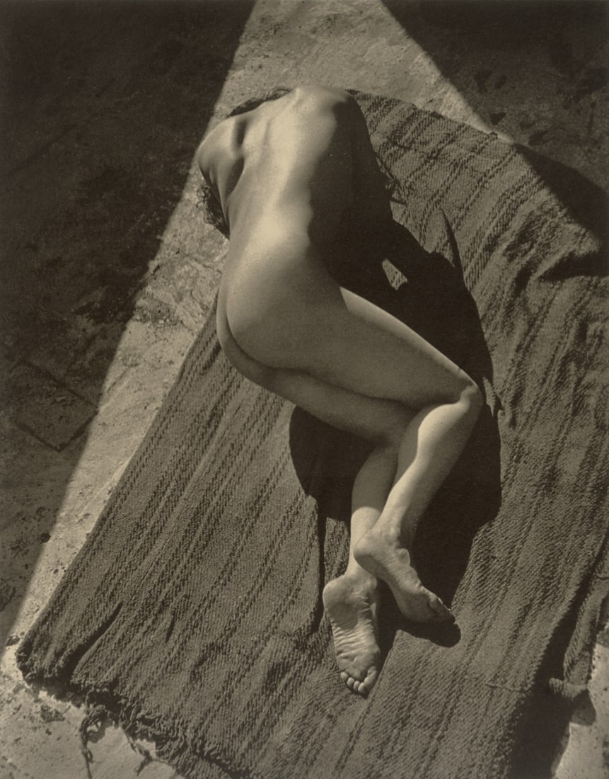 EDWARD WESTON - Female Figure on Roof, 1924 (1 of 1)