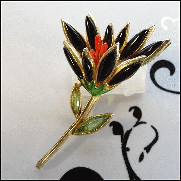 1960s Signed CAPRI Black Glass Flower Vintage Brooch Pin (1 of 7)