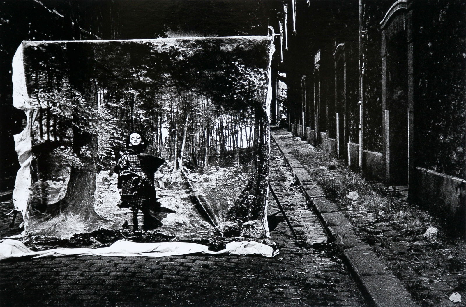 Sarah Moon, Morgan.1983: Artist: Sarah Moon Title: Morgan.1983 Date Printed: 2008 Medium: High Quality Photo Lithograph with Copyright Sarah Moon Printer Location: Printed in Italy - Collector's Edition by Corriere della Sera