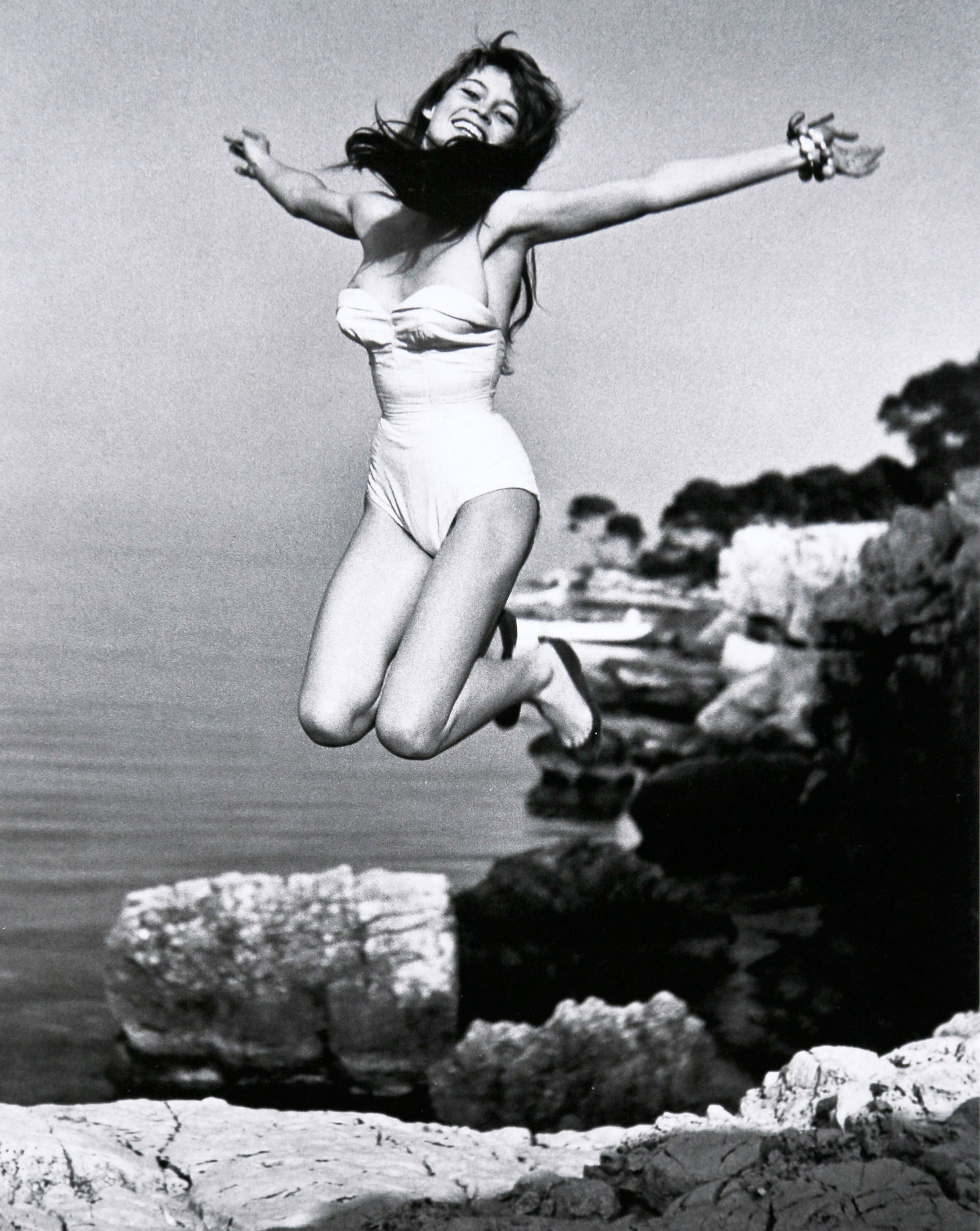 Philippe Halsman, Brigitte bardot.La Madrague,1955 (1 of 1)