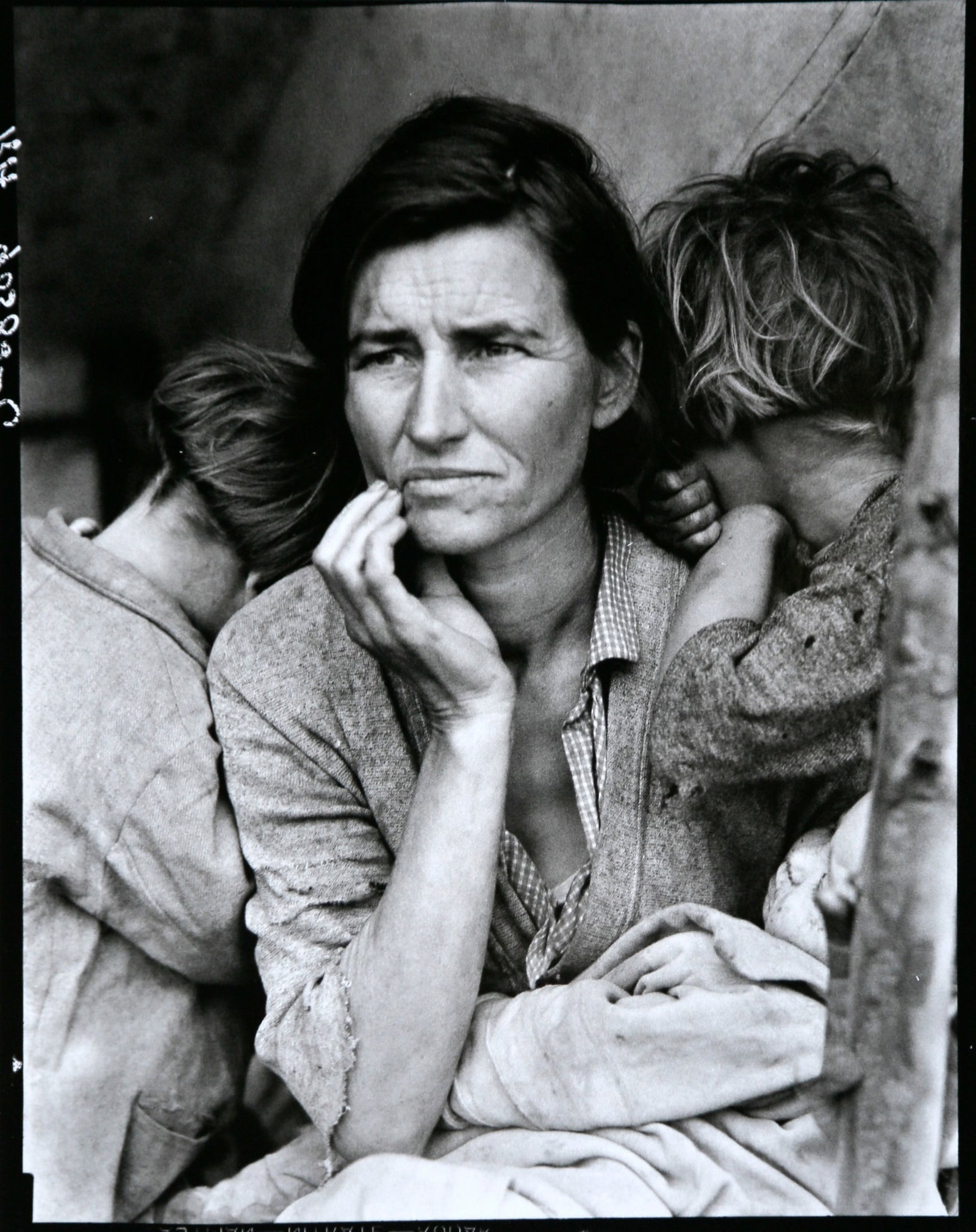 Dorothea Lange, Migrant Mother, California, 1936: Artist: Dorothea Lange Title: Migrant Mother, California, 1936 Date Printed: 2008 Medium: High Quality Photo Lithograph with Copyright Archivio Fotografico Cinemazero Printer Location: Printed in Ital