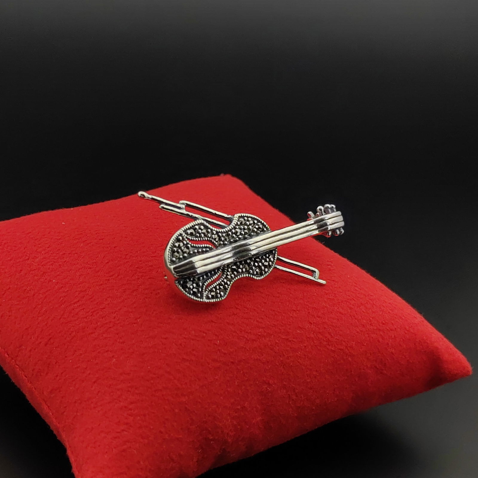 925 Silver Violin Brooch Ornated With Marcasite (1 of 6)