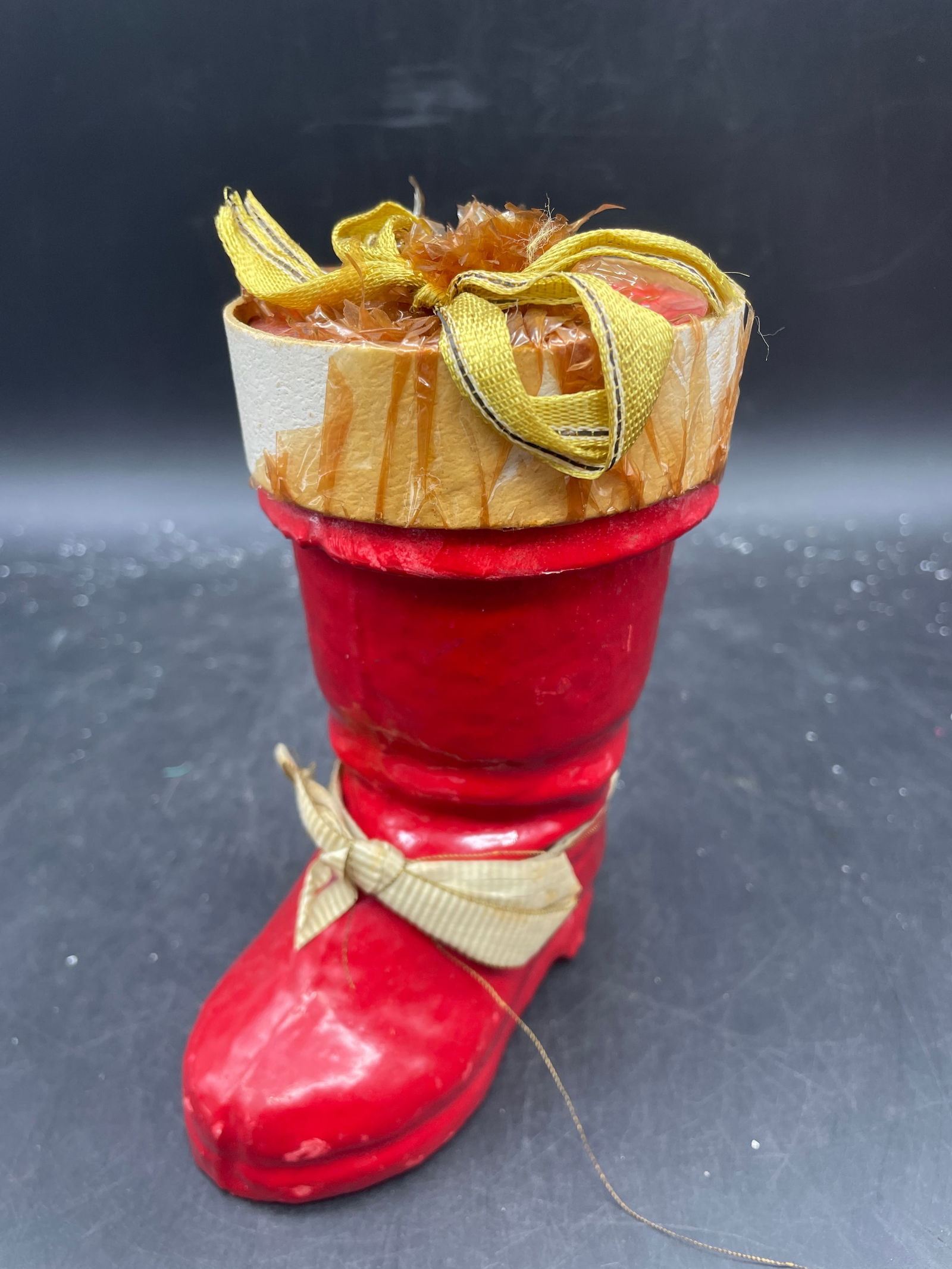 VINTAGE CHRISTMAS SANTA BOOT CANDY CONTAINER PAPER MACHE (1 of 8)