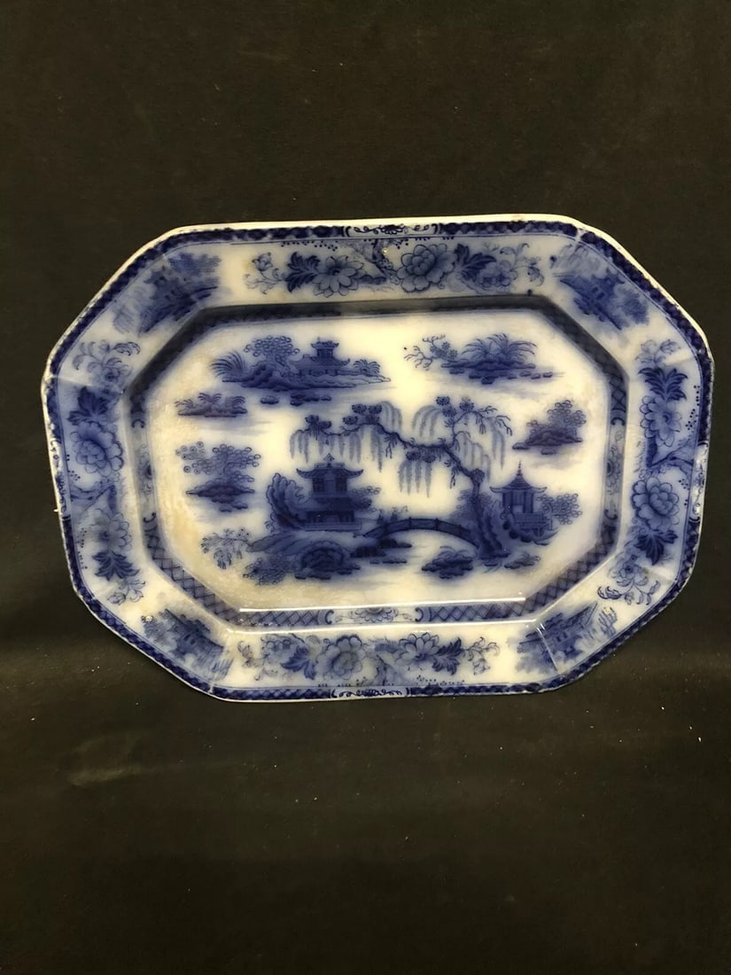 Manilla Flow Blue Platter: It measures 15” x 11 1/2” and is marked. It has no chips, cracks or repairs Shipping: Domestic: Flat-rate of $20.00 to anywhere within the contiguous U.S. International: Foreign shipping r