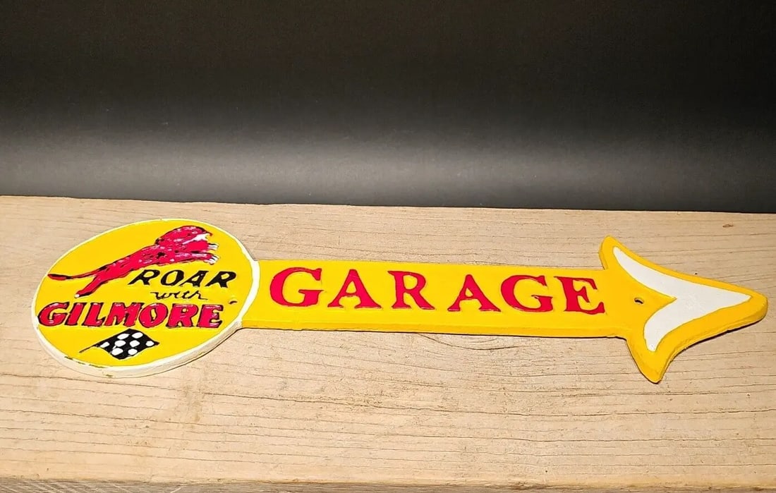 Cast Iron Gas Oil Garage Arrow Sign Plaque (1 of 14)