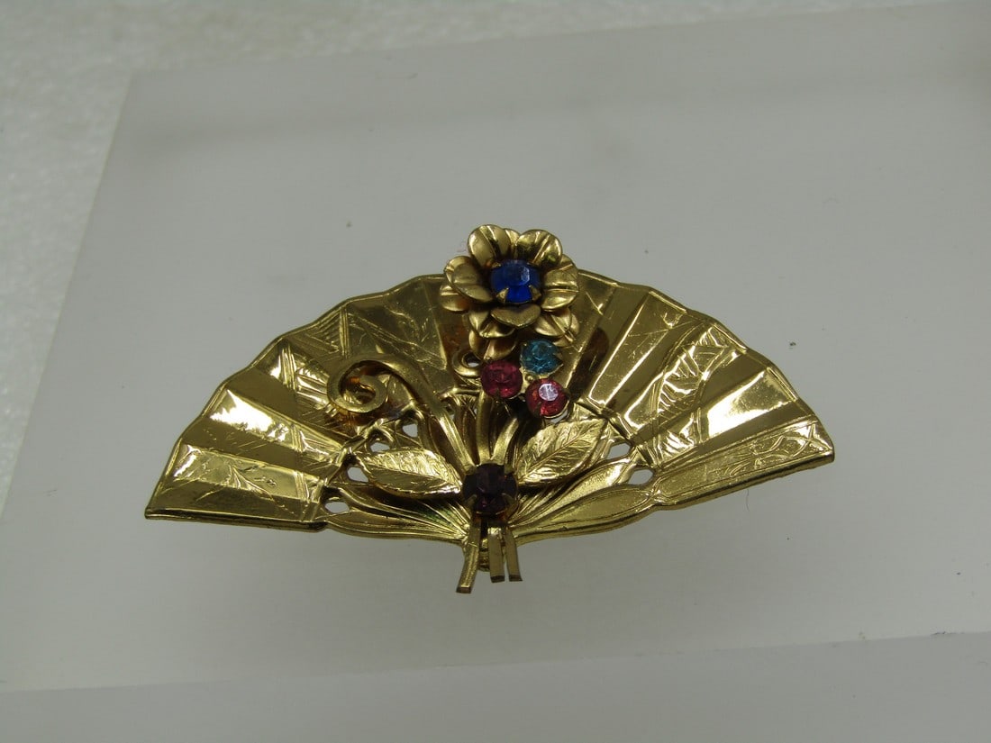 Vintage Floral Rhinestone Fan Brooch, Signed Coro, 1940's (1 of 6)