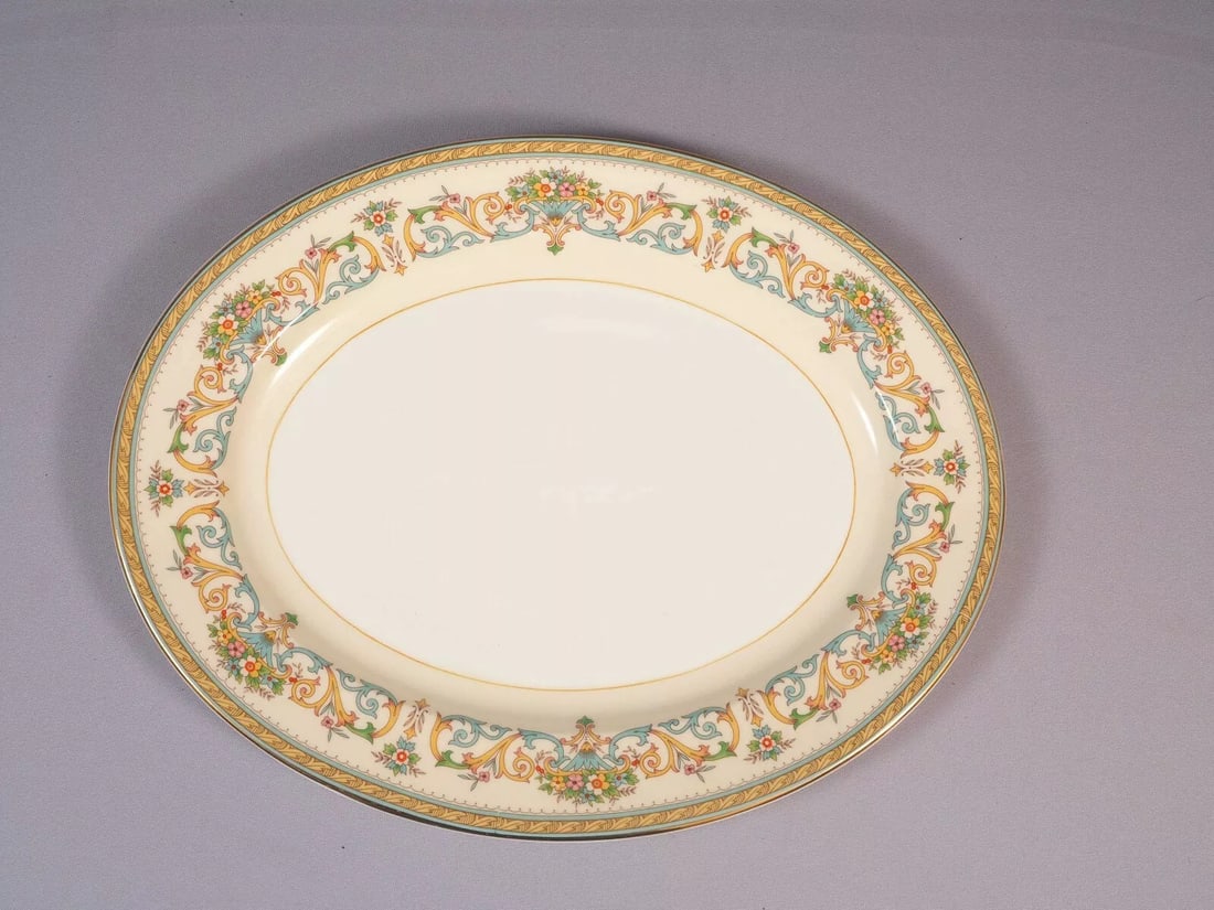 Aynsley HENLEY Oval Meat Serving Platter Bone china England 13 3/4": This is an exceptional Oval Serving Platter made by Aynsley. The platter is in Henley pattern. The pattern was made between 1974 and 1995 and it is discontinued. The platter is properly marked with Ay