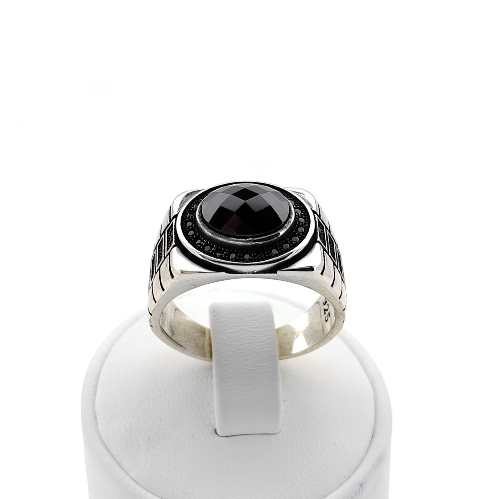 925 Silver Men's Ring with Facet Cut Black Onyx and Black Zircons (1 of 8)