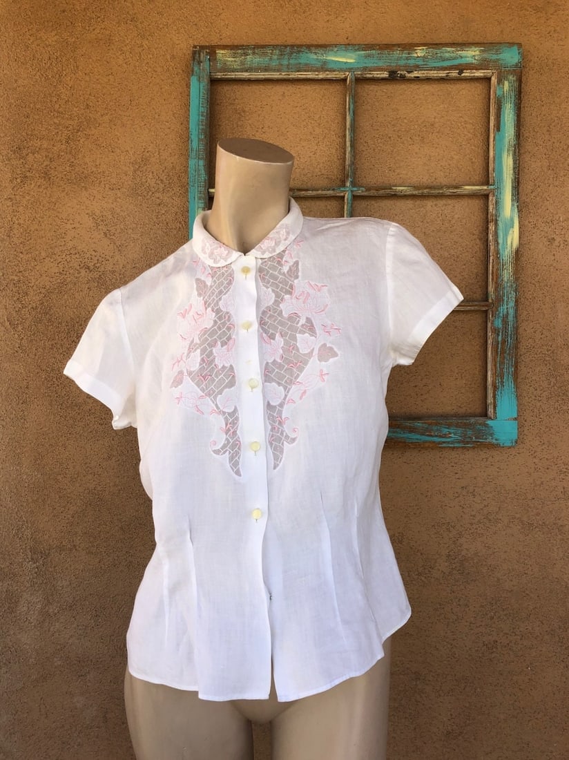 Vintage 1950s White Irish Linen Blouse with Pink Embroidery Sz M L (1 of 8)