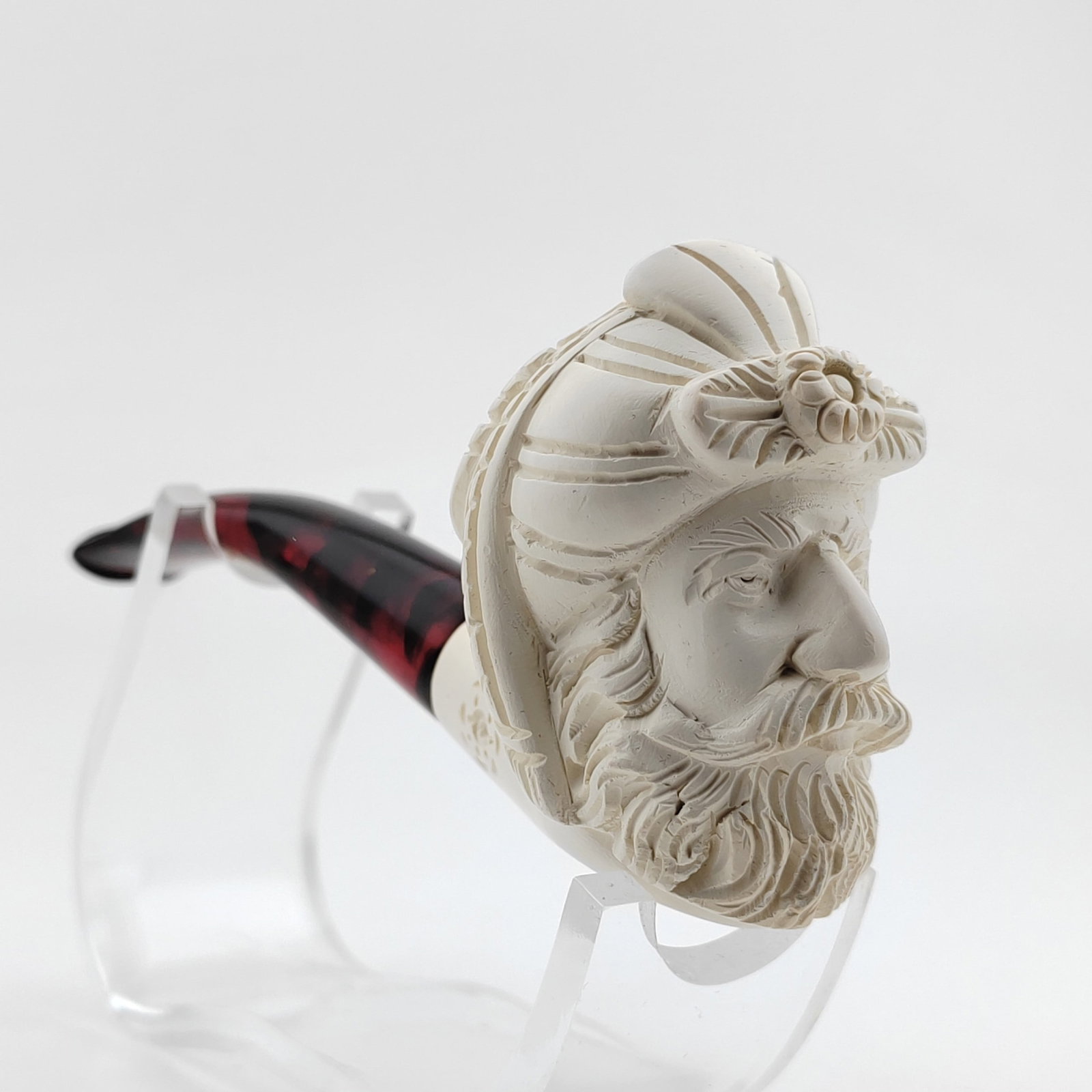 Sultan (King),Hand carved Meerschaum Pipe: Title: Sultan (King),Hand carved Meerschaum PipeMaterials: MeerschaumDimension: 5.1 inch (13cm)Additional Information: Sultan (King),Hand carved Meerschaum Pipe.Made in Turkey,Eskisehir by Meerschaum 