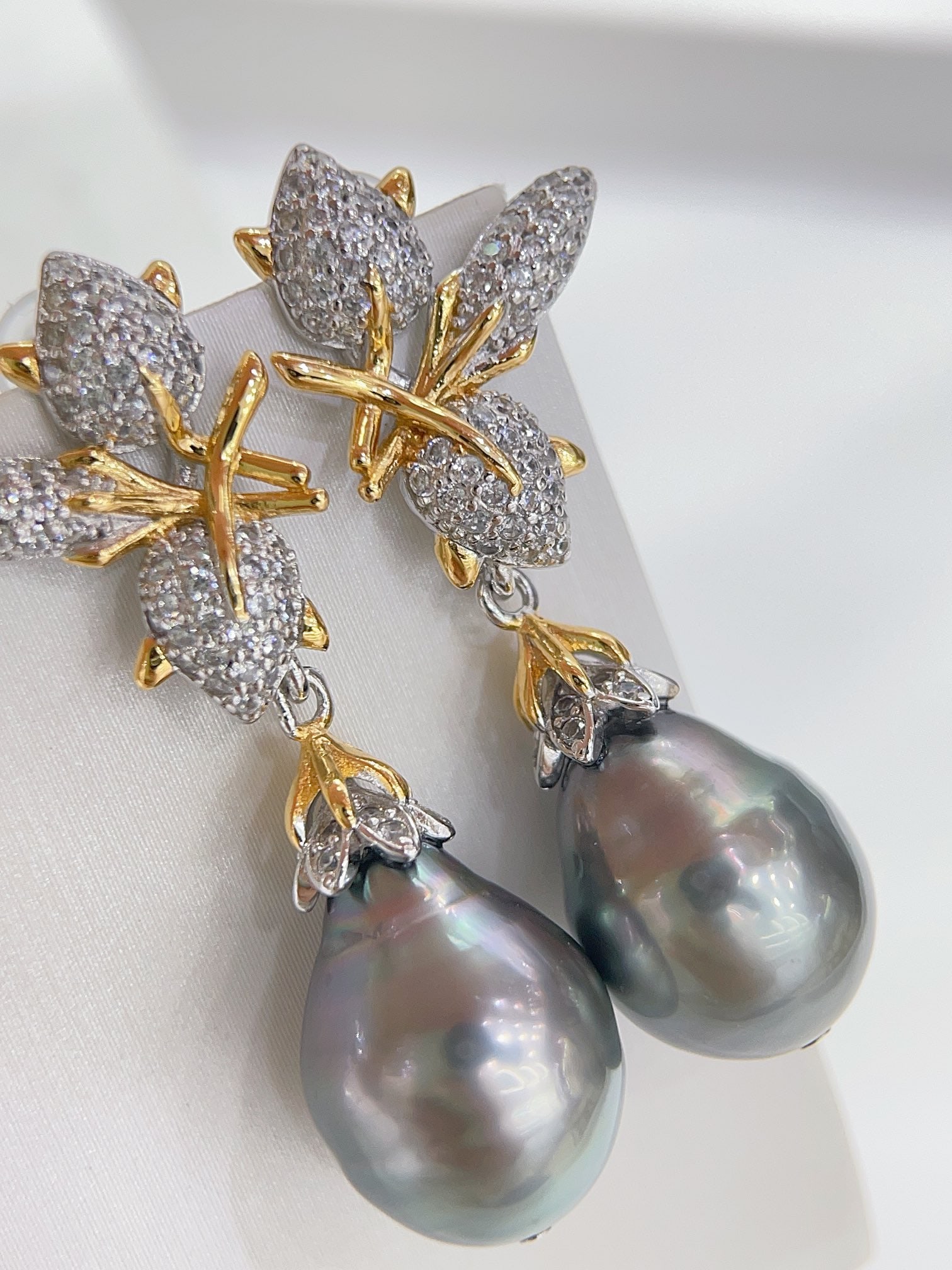 S925 sterling silver natural seawater Tahitian pearl earrings (1 of 4)