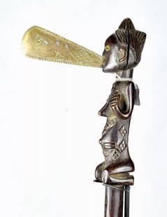 Rare LUBA prestige's anthropomorphic figural Axe Congo African Tribal Art 1725: CONGO DRC LUBA RARE PRESTIGE AXE Representative of the style of the Kabongo-Kisula Workshop (Neyt, 1993, page 113) While most of the time Luba axes are cephalomorphic, here the body of the female