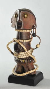 Superb ZANDE AZANDE Rare Ubangi Mani Yanda figure Congo African Tribal Art 1260: CONGO RDC Superb AZANDE Yanda Figure Superb & typical figure of the Ubangi region The eyes are upholstered nails, a necklace of white glass beads is wrapped around the figurine. Copper earring (one